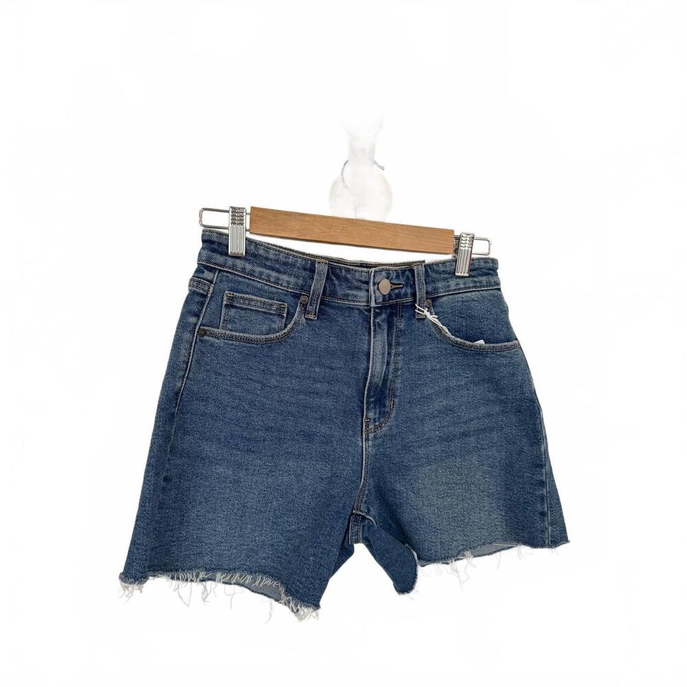 NEW JUDY BLUE women's high rise everyday shorts in blue